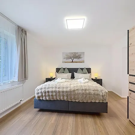 Jaeger By Interhome Zell am See